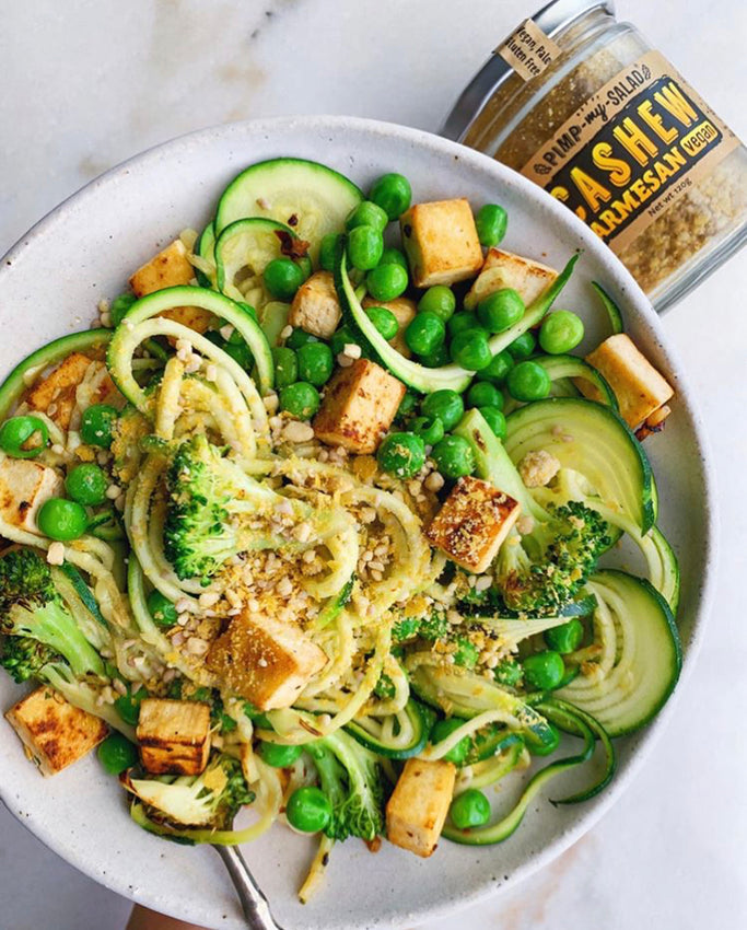 Vegan Cheesy Zoodles | Cashew Parmesan